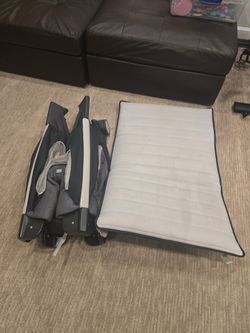 Pack and play