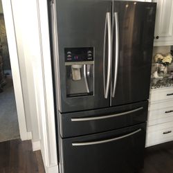 Samsung 28 Cubic Ft Refrigerator 
