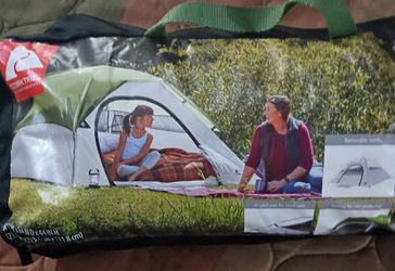 3 Person Dome Tent/ I lowered the price 🥰