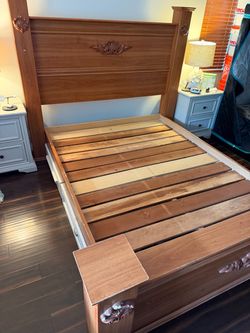 Queen size bed