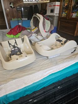 Car seat and 2 bases.