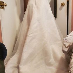 Wedding Dresses David Bridal Size 4