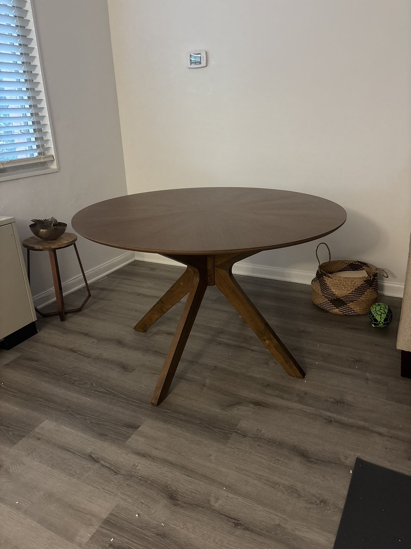 Brand New 47” Modway Dining Table