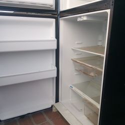 Frigidaie- Working ,No Issues,One Year Warranty I Will Include