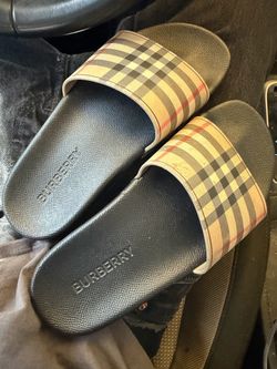 Burberry slides female