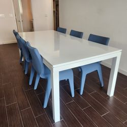 Roche Bobois Dining Table And Chairs