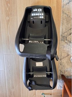 Maxi-Cosi car seat bases FREE CURBSIDE