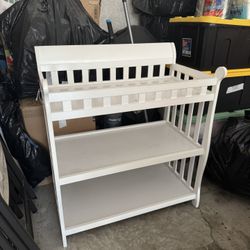 Delta Children Changing Table- White 
