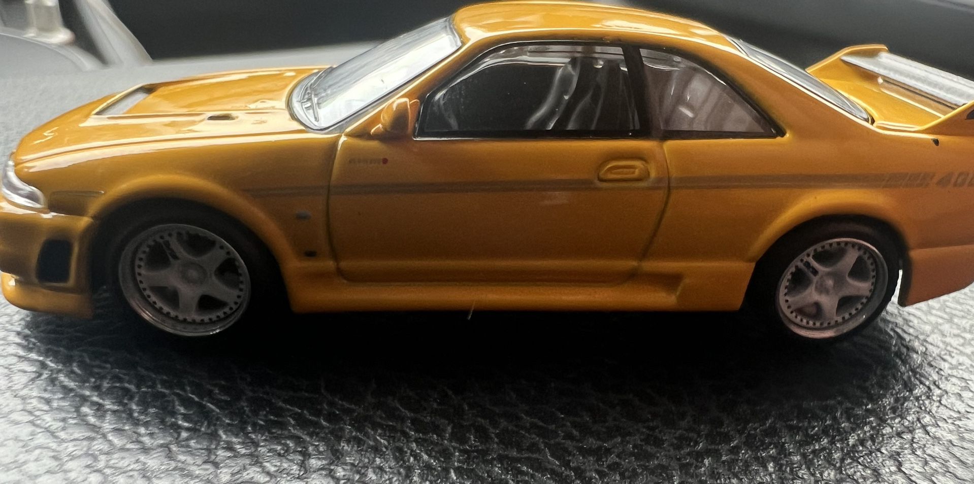 POPRACE 1/64 Nissan GT-R Nismo 400R Prototype Yellow 