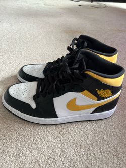 Jordan 1 Mid White Pollen Black