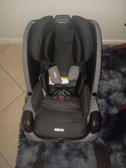 Britax ClickTight Convertible Car Seat