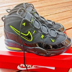  NIKE AIR MAX UPTEMPO 95