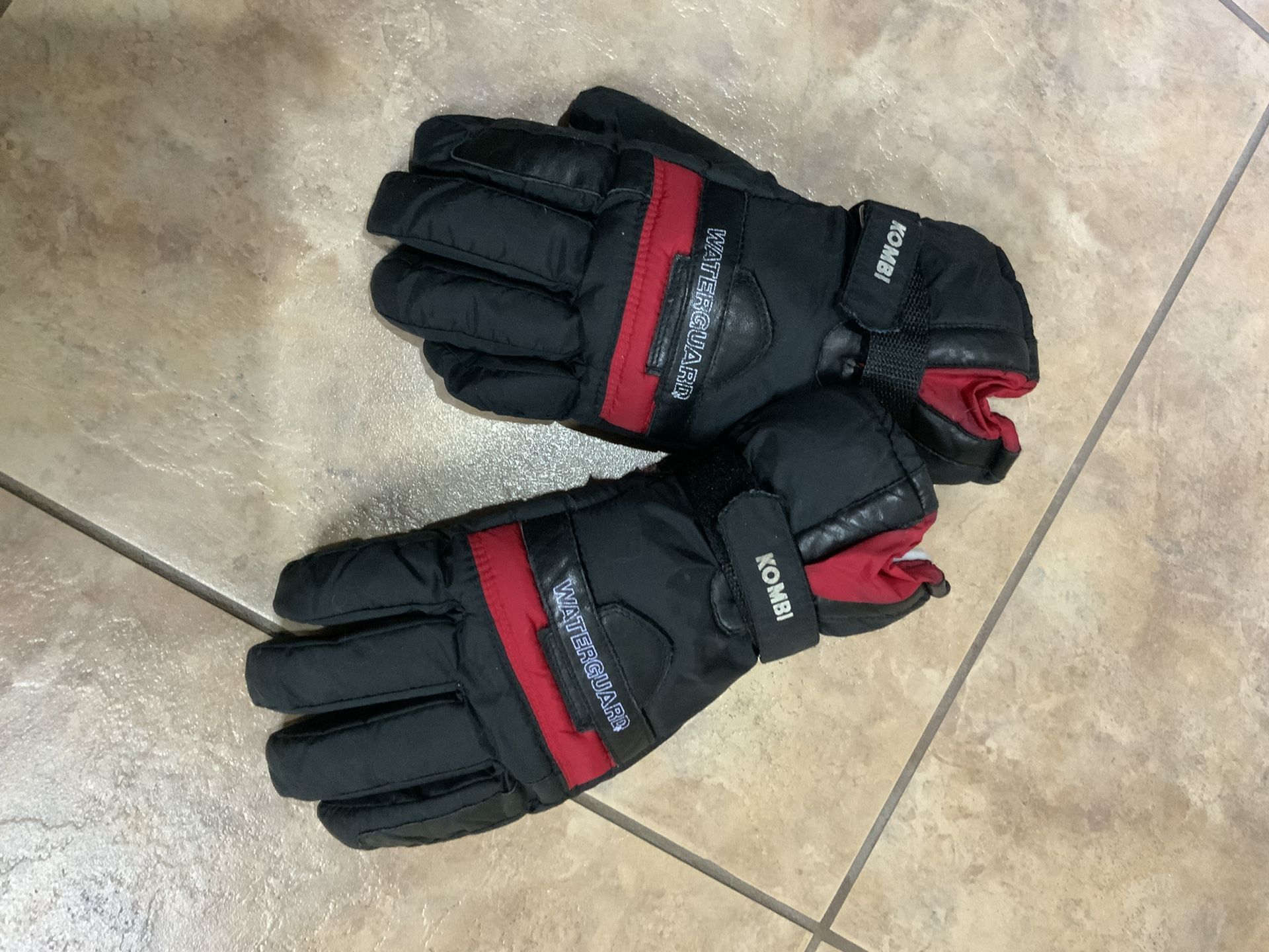 Kombi Snow Gloves Men’s Size L