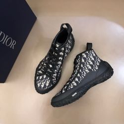 Dior B28 High Top Oblique Black & GreamSneakers Size 43
