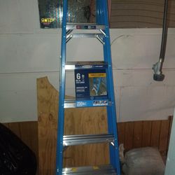 CHEAP 6' LADDER