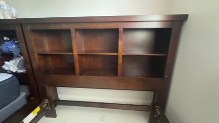 Brown twin frame