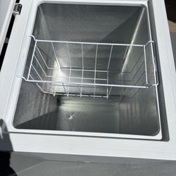 HISENSE CHEST FREEZER