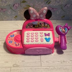 Minnie Mouse, Cash Register