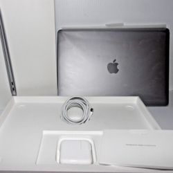 13 Inch Mac Book