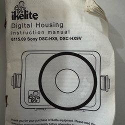 Digital housing for underwater pictures
