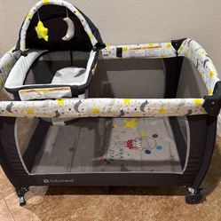 Baby Portable Crib and Bassinet Set