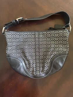 Coach Signature Hobo Shoulder Bag