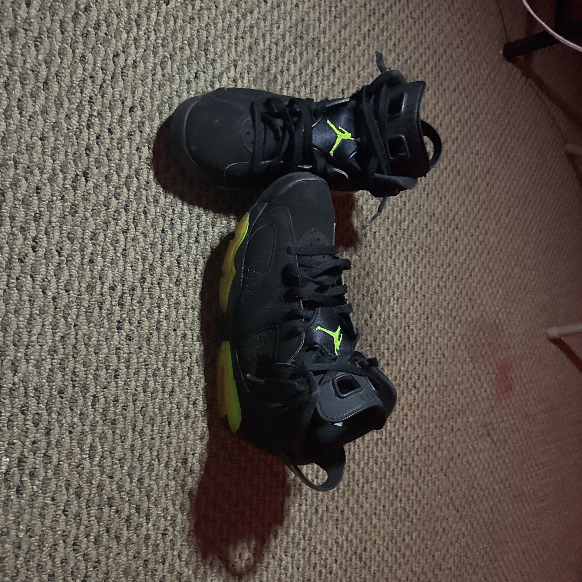 Electric Green Jordan 6’s