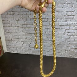 Costume Gold Chain Necklace 