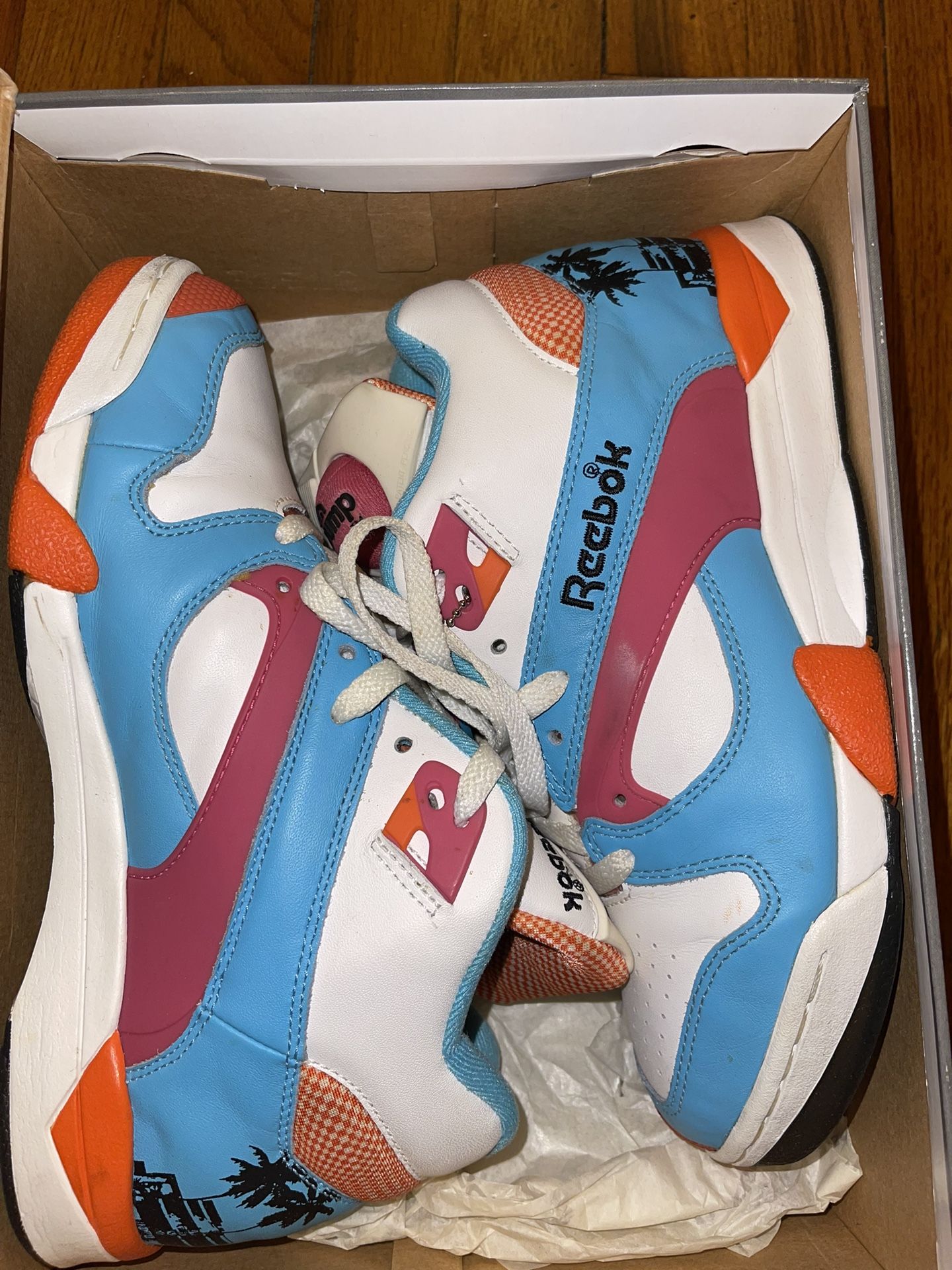 Reebok Court Victory Pump (Miami Vice)