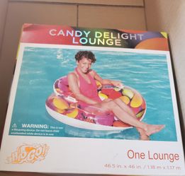 Variety of pool lounge