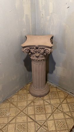 30” Pink pedestal