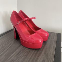 Like New Size 11 Platform Heels