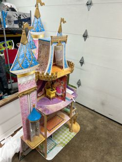 Disney Princess Dollhouse Castle – $20