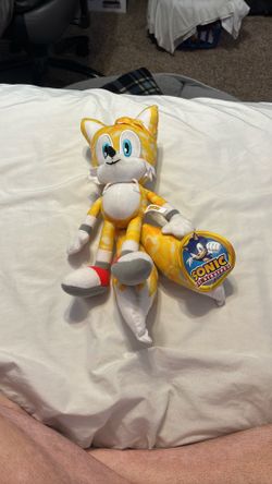 Sonic The Hedgehog Miles “Tails” Prower 11” Plush Toy