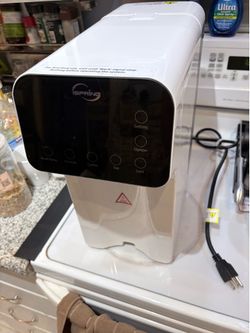 iSpring Countertop water purifier