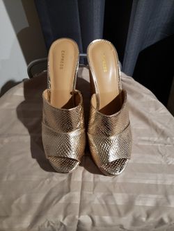 Woman’s Express Gold Shoes Wedges Size 10