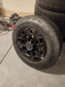 Chevrolet Silverado 2500 rims