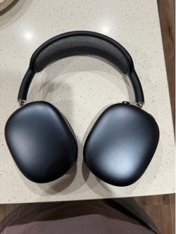 Apple Airpox Max