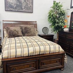 Black Friday Sale!! Queen Storage Bed, Dresser, Mirror & Night Stand!! 
