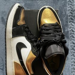 Gold toe jordan 1 low size 10