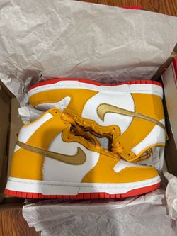 Nike Dunk High University Gold