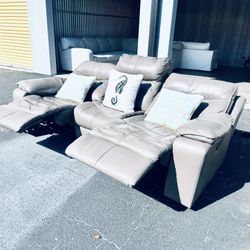 Luxurious High End NatuzziIt Italian Leather POWER Reclining Sofa