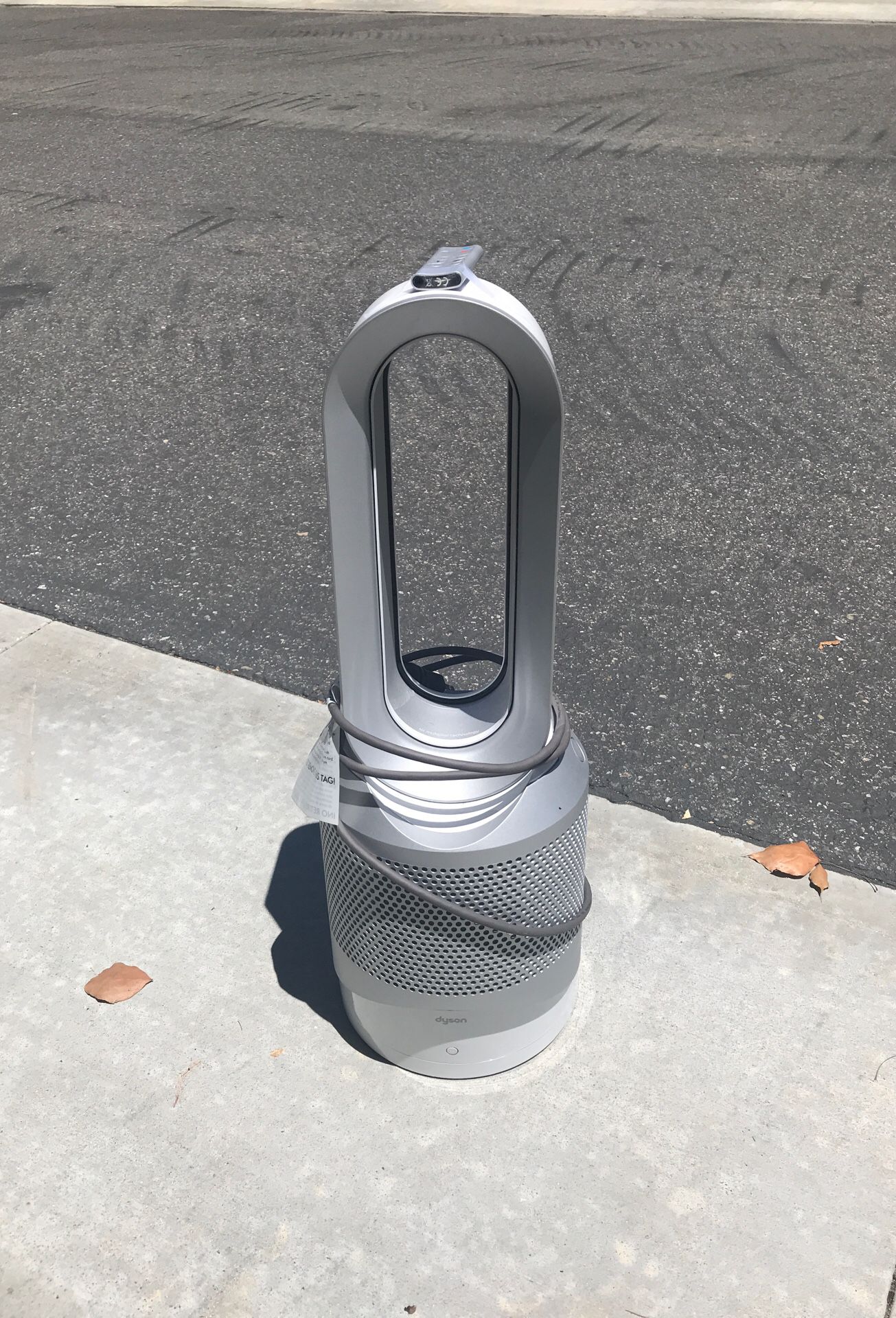 Dyson- cool and heat link fan - like new condition