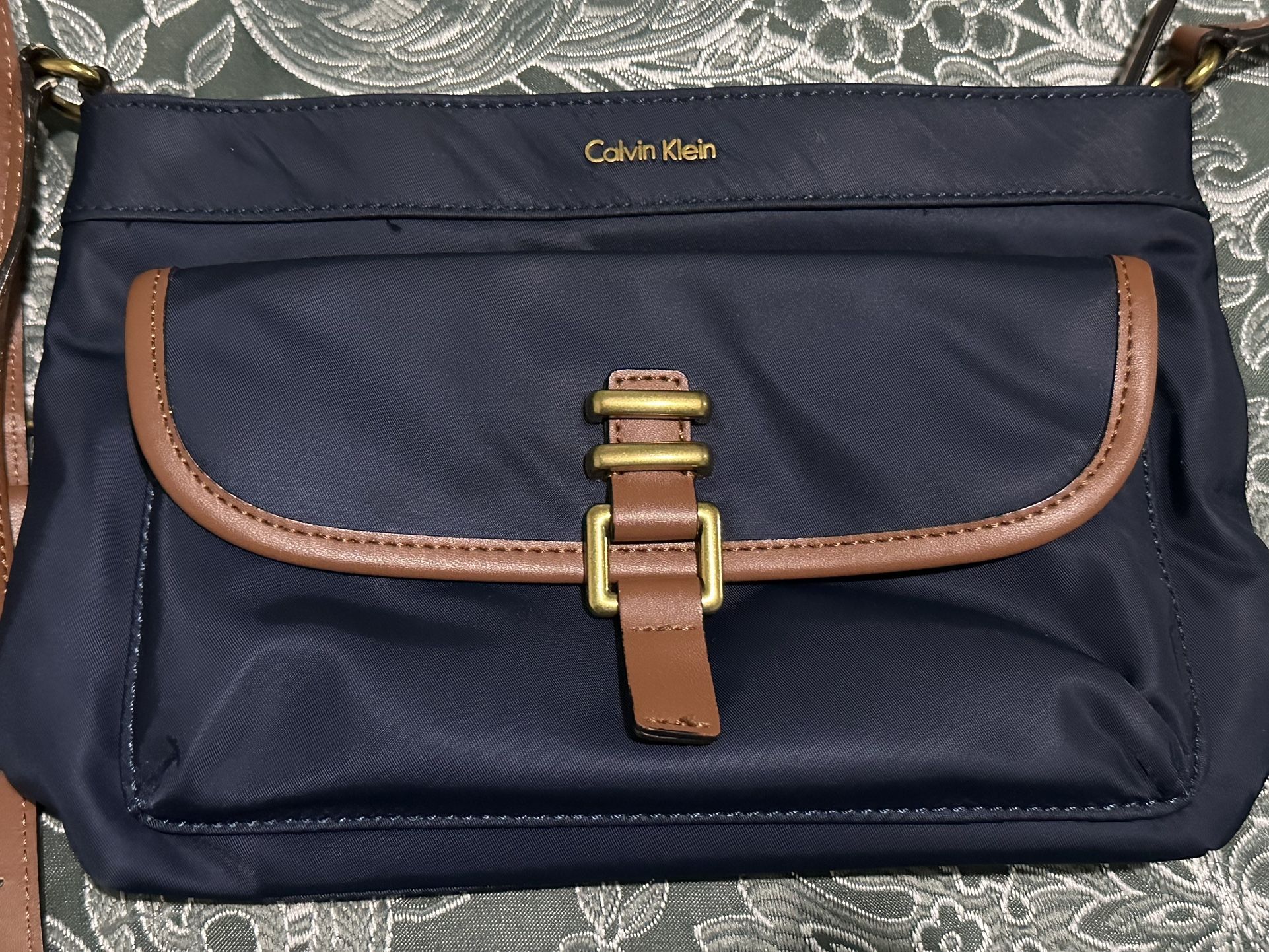 Calvin Klein Crossbody Bag 💼 