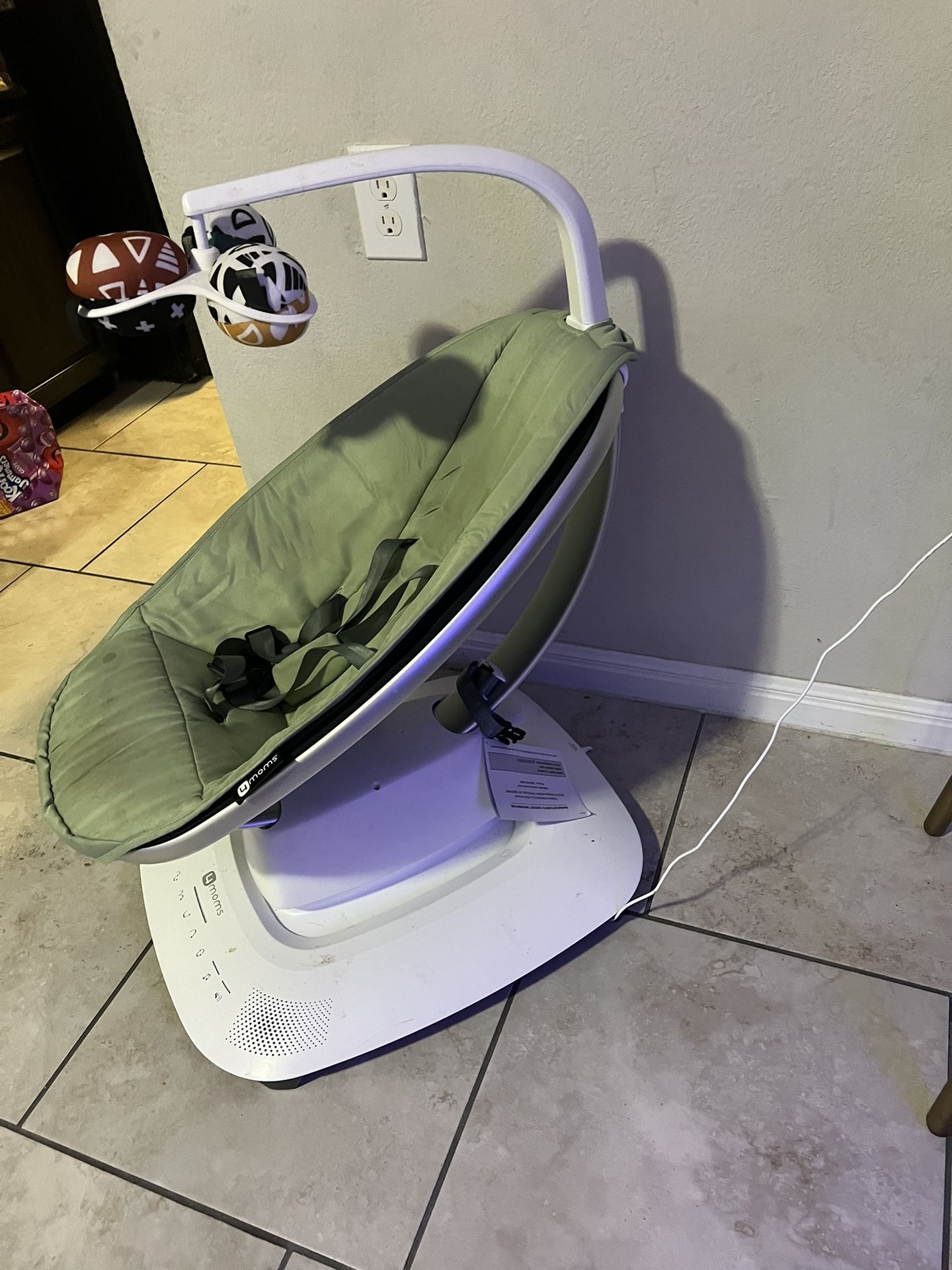 4 Mom Mamaroo