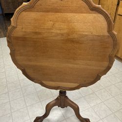 Tilt Top Table 