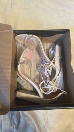 FN heels size 6w