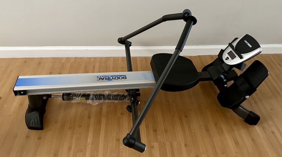 Body Track Rowing Machine New