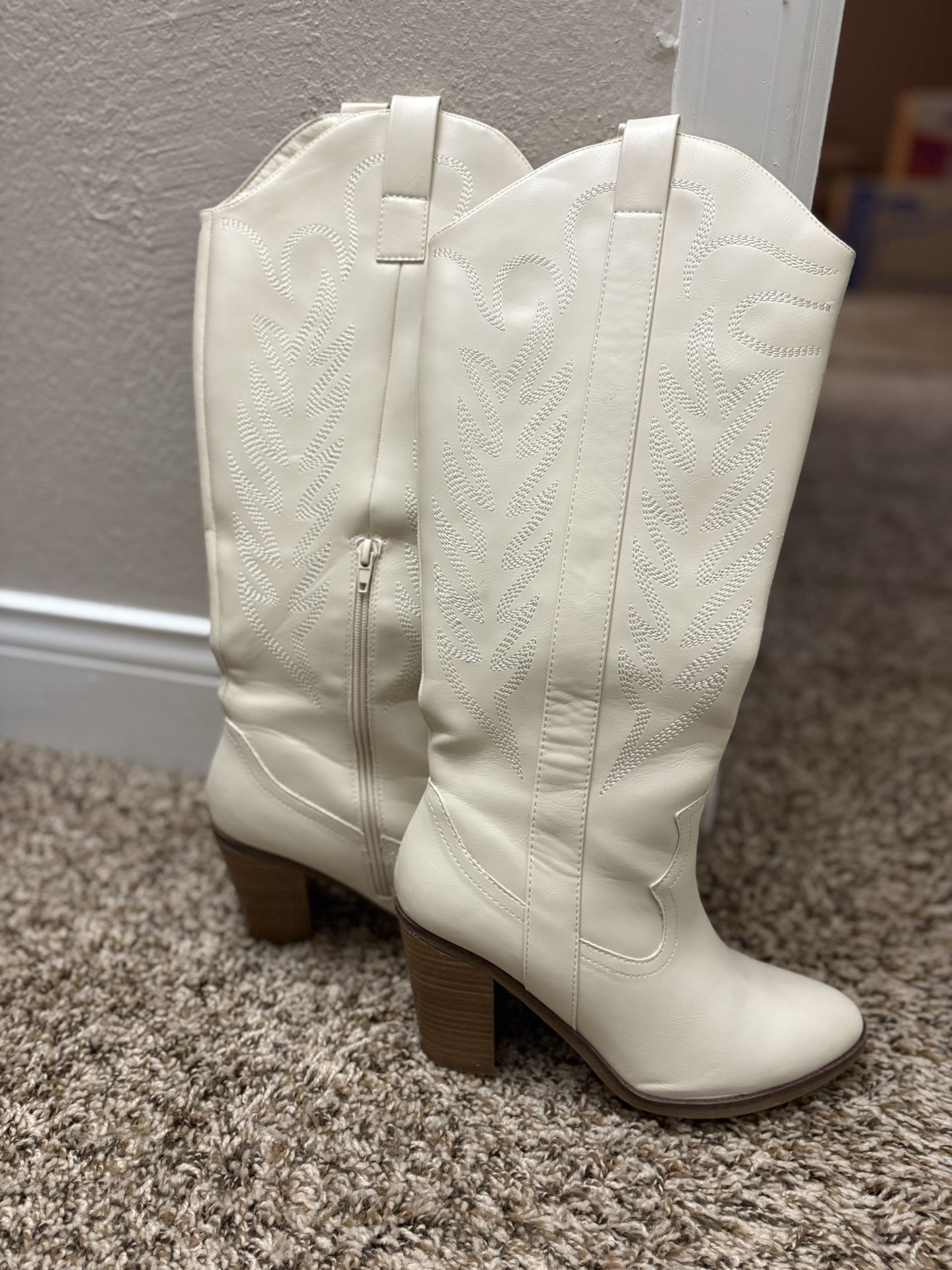 Altar’d State White Cowgirl Boots - Women’s Size 8