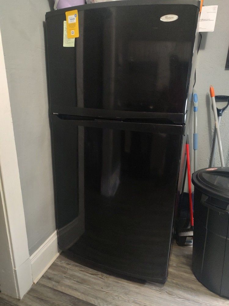 Gas Stove And Refrigerator Set